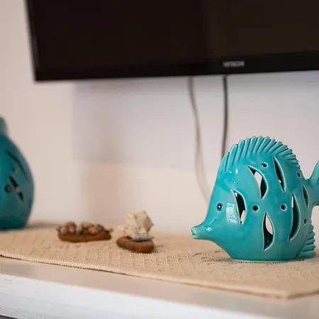 Bilocale Con Piscina A アパート