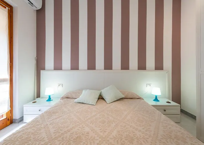 Bilocale Con Piscina A