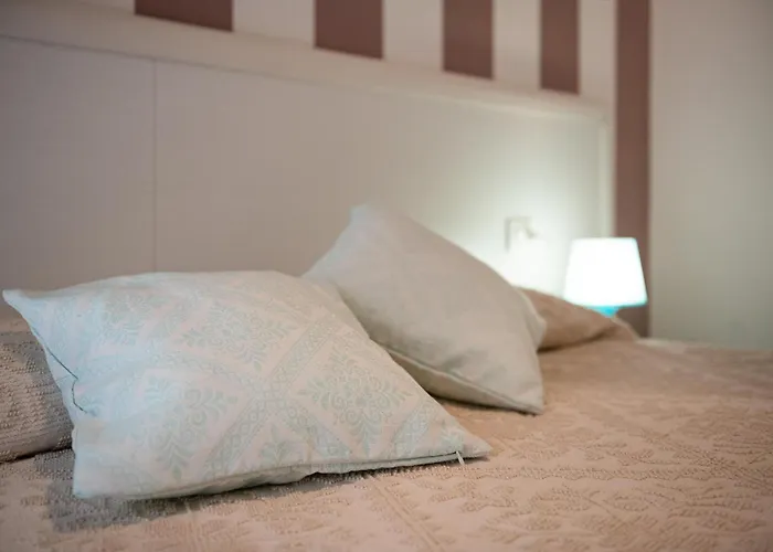 Bilocale Con Piscina A *