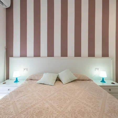 Bilocale Con Piscina A