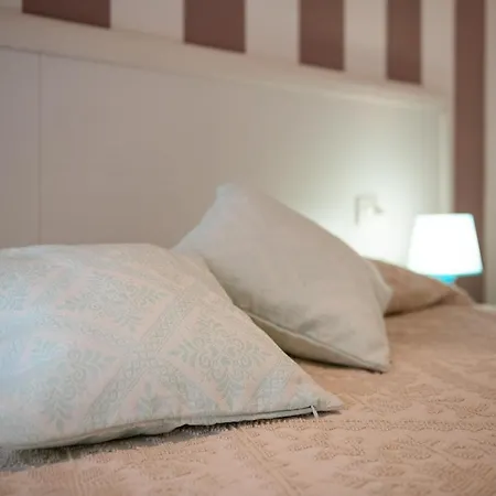 Bilocale Con Piscina A *