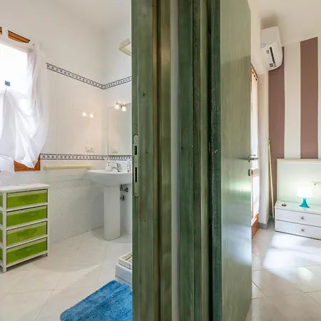 דירה Bilocale Con Piscina A *