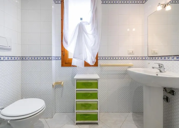 Bilocale Con Piscina A Apartment