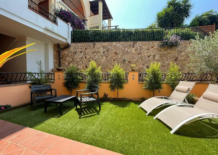 Bilocale Con Piscina A Lejlighed Villasimius